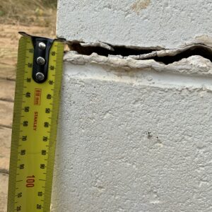 Subsidence in Block House - 10mm Crack